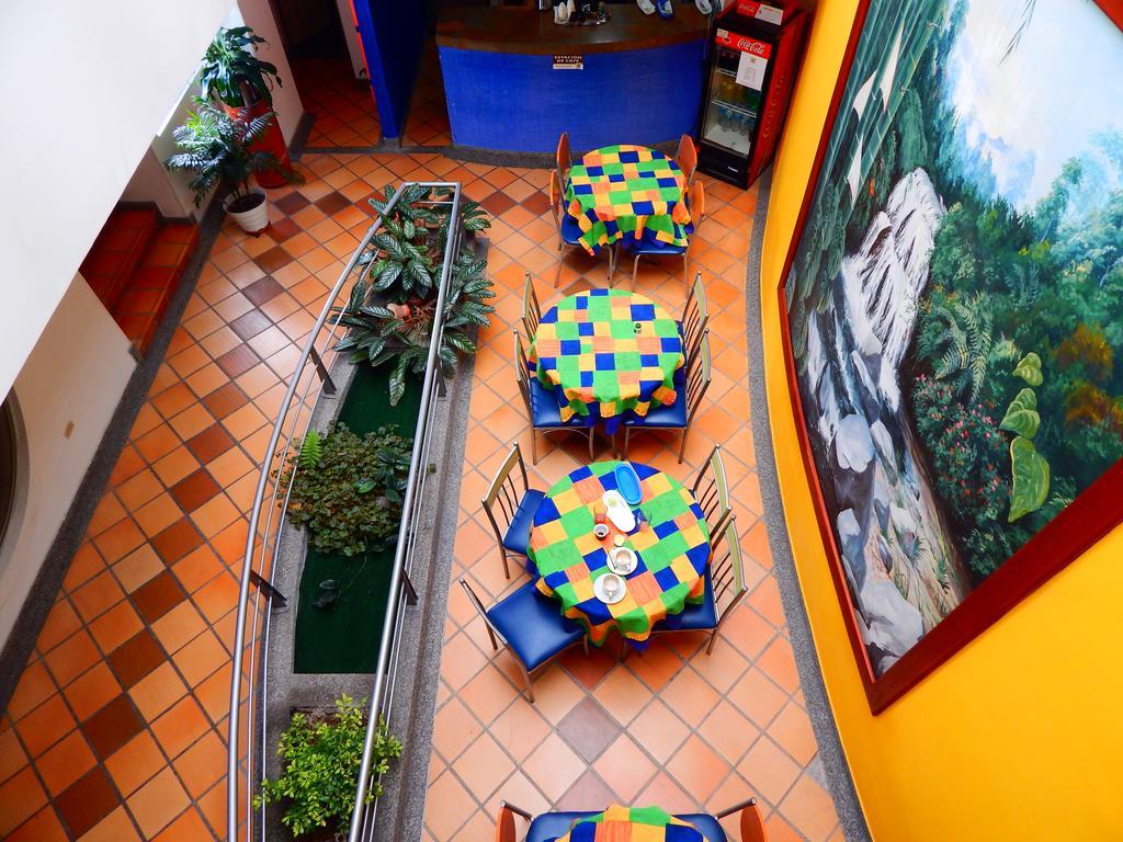 Hotel Castillo Real อาร์เมเนีย ภายนอก รูปภาพ